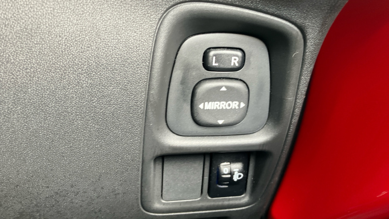 Toyota Aygo 1.0 VVT-i X-Play 5dr Petrol Hatchback